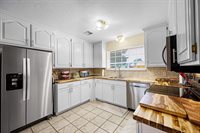 6806 SW Drakestone, Lawton, OK 73502