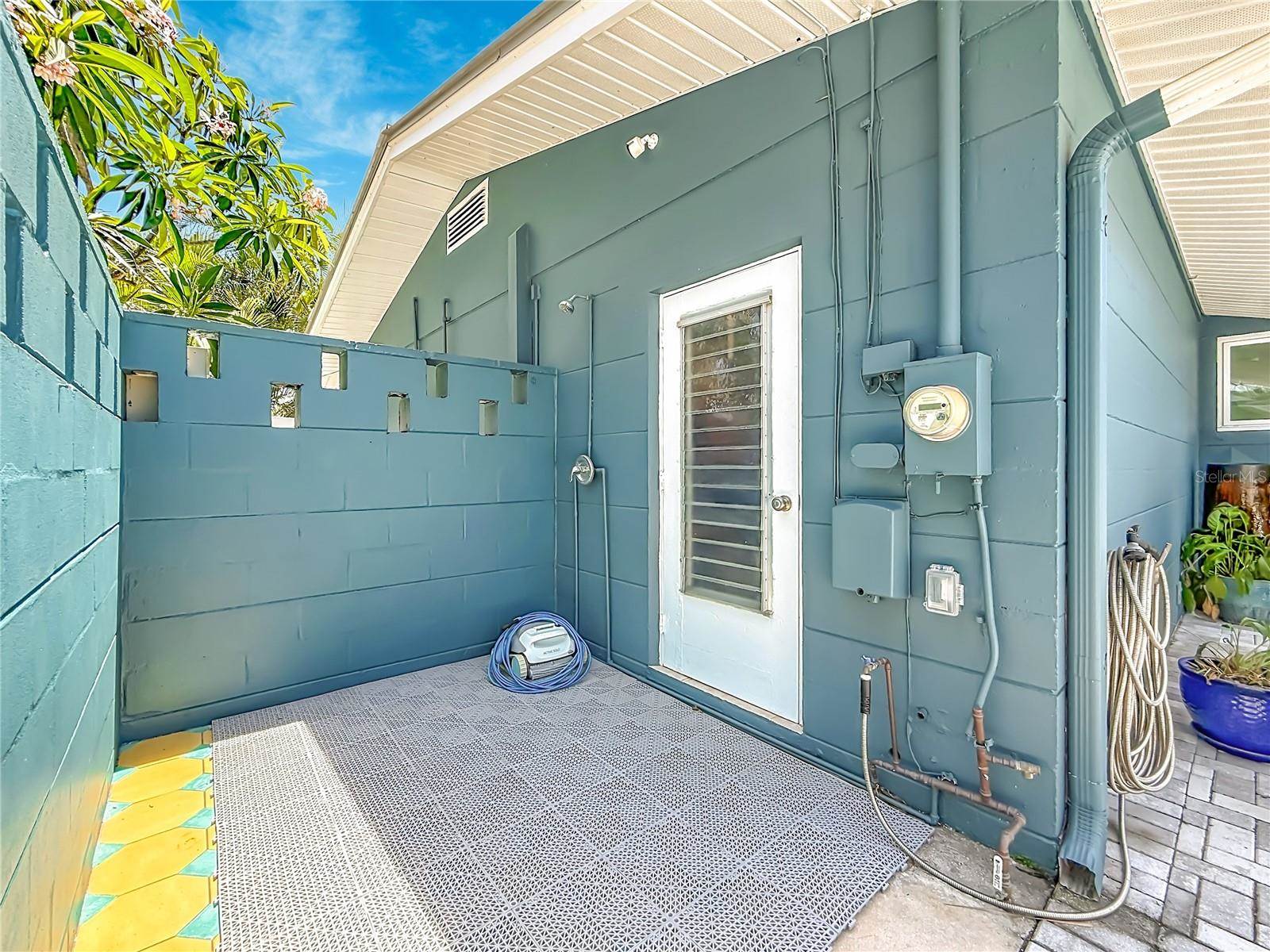 5083 41ST Street South, Saint Petersburg, FL 33711