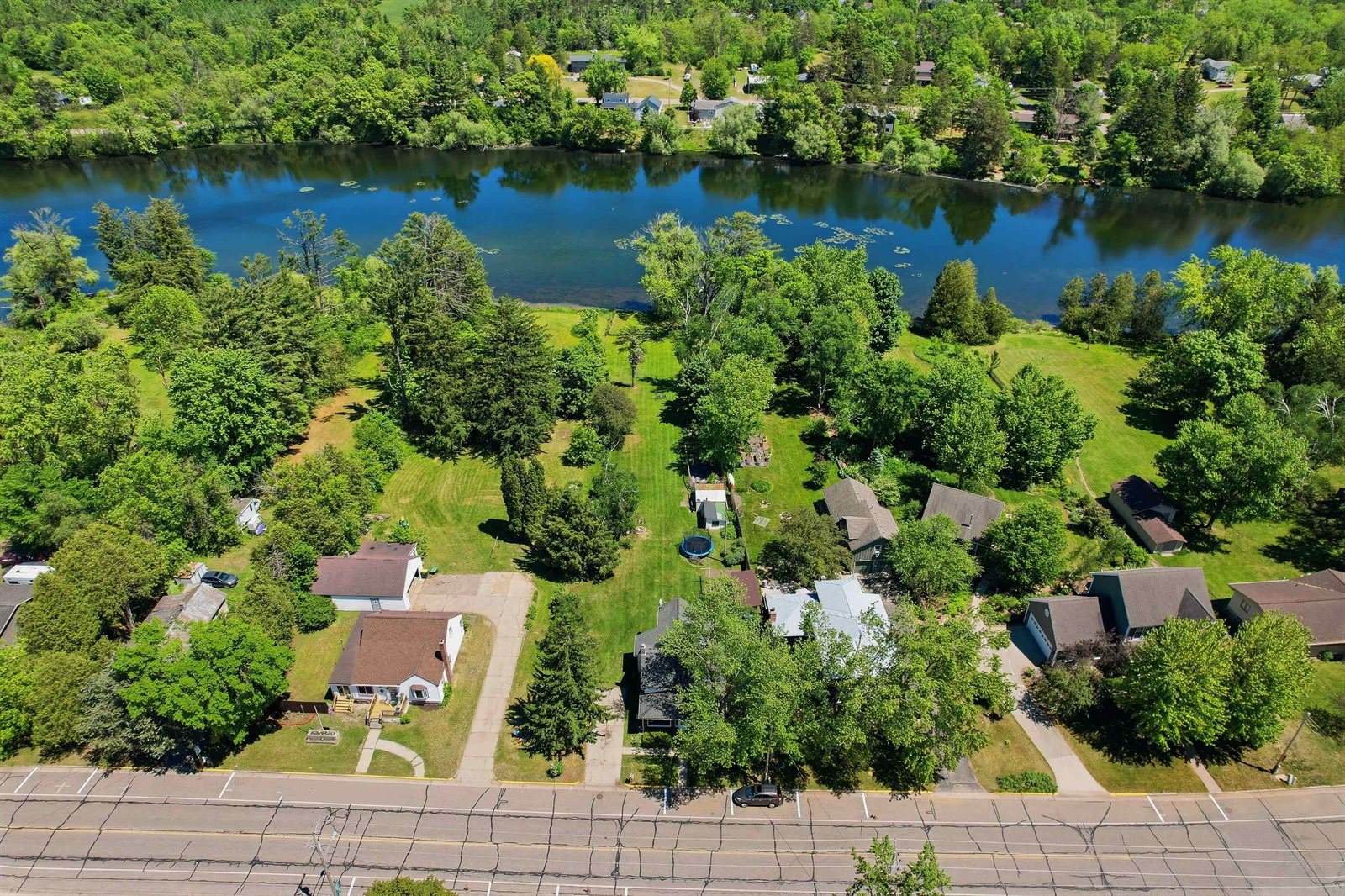 338 N Main Street, Amherst, WI 54406