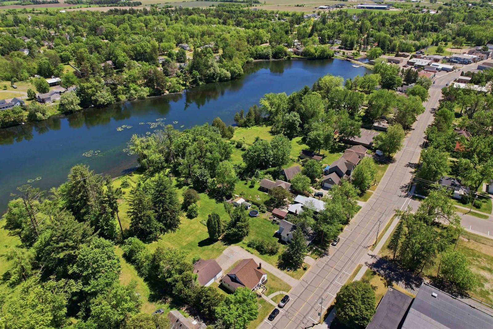 338 N Main Street, Amherst, WI 54406
