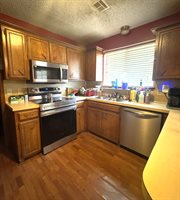 2406 NE 35th St, Lawton, OK 73507