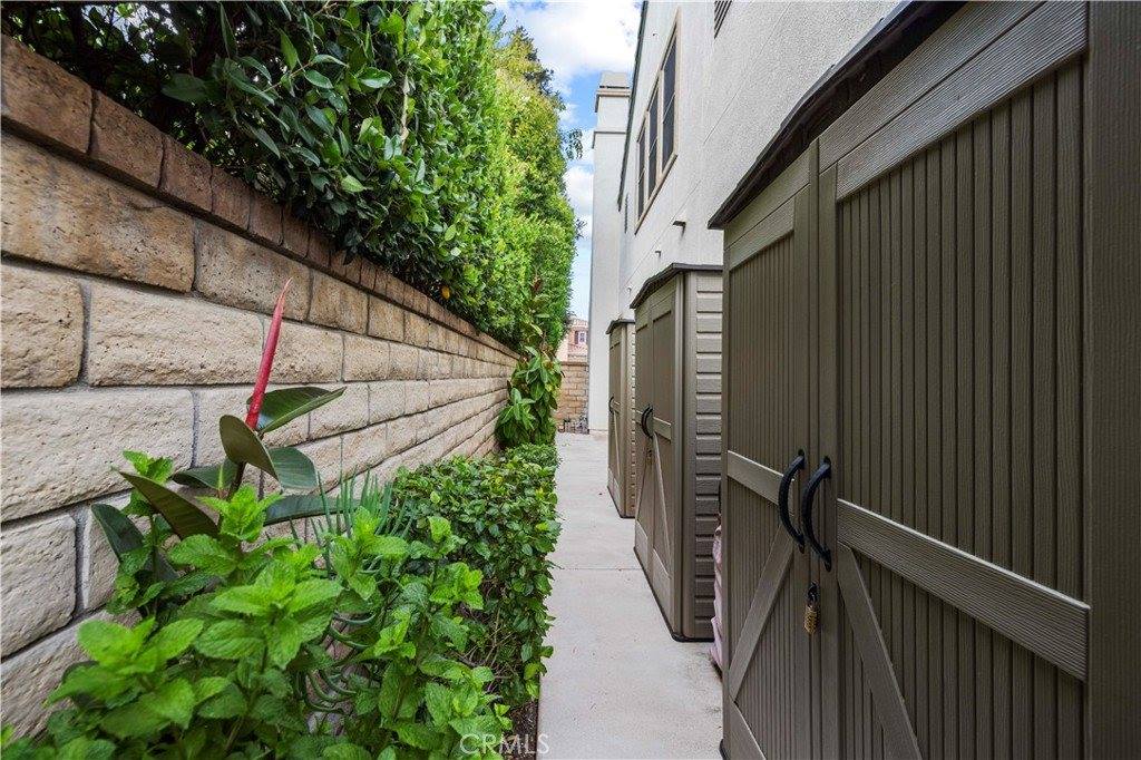 27015 Timberline Terrace, Valencia, CA 91381