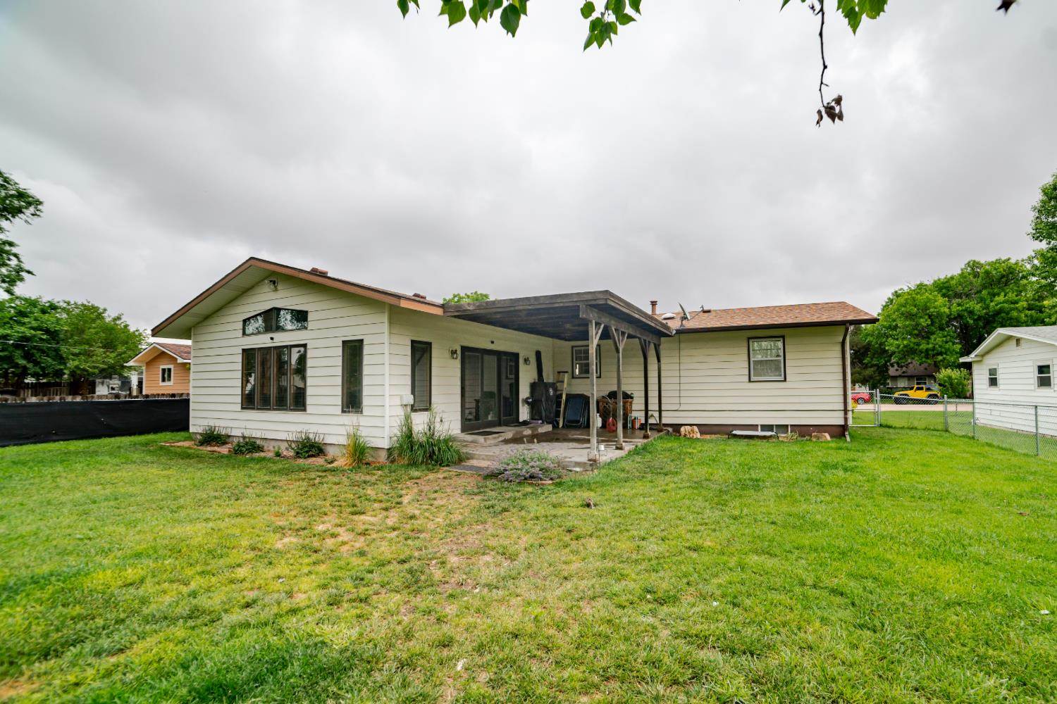 106 South Knox Street, Johnson, KS 67855