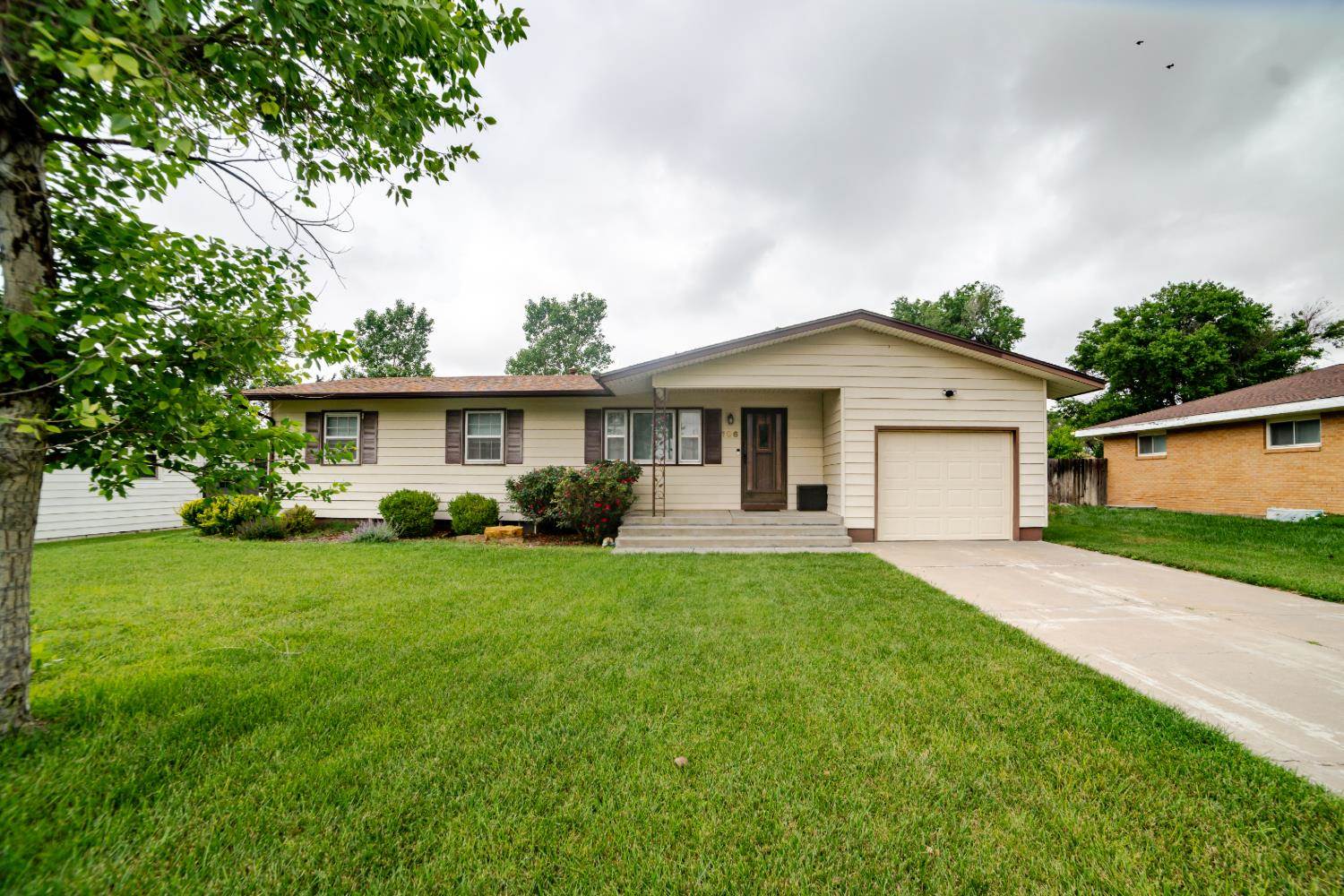106 South Knox Street, Johnson, KS 67855