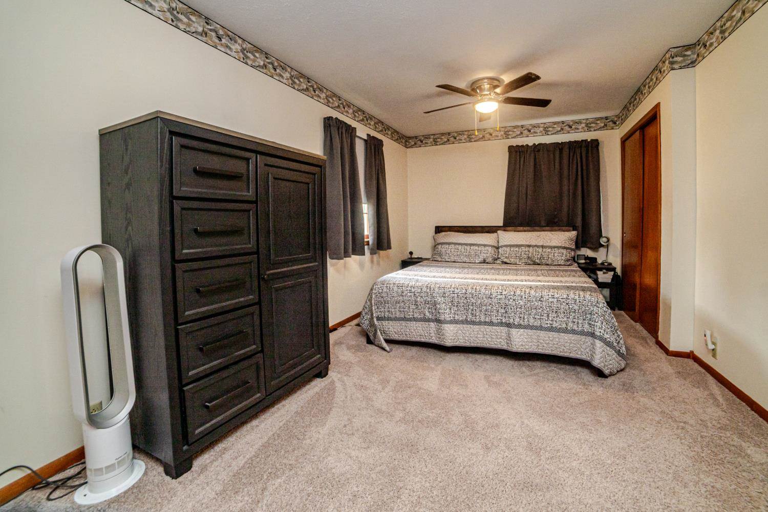 106 South Knox Street, Johnson, KS 67855