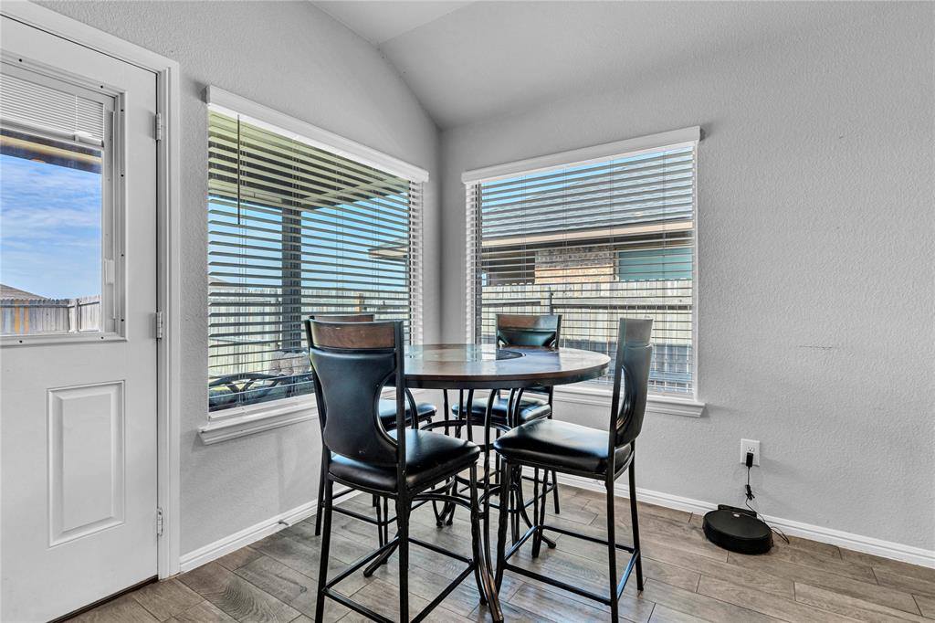 409 Foxhunter Street, Fort Worth, TX 76131
