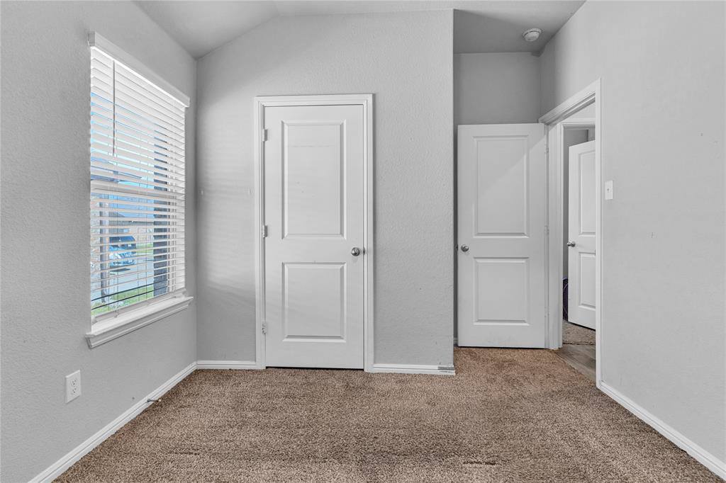 409 Foxhunter Street, Fort Worth, TX 76131