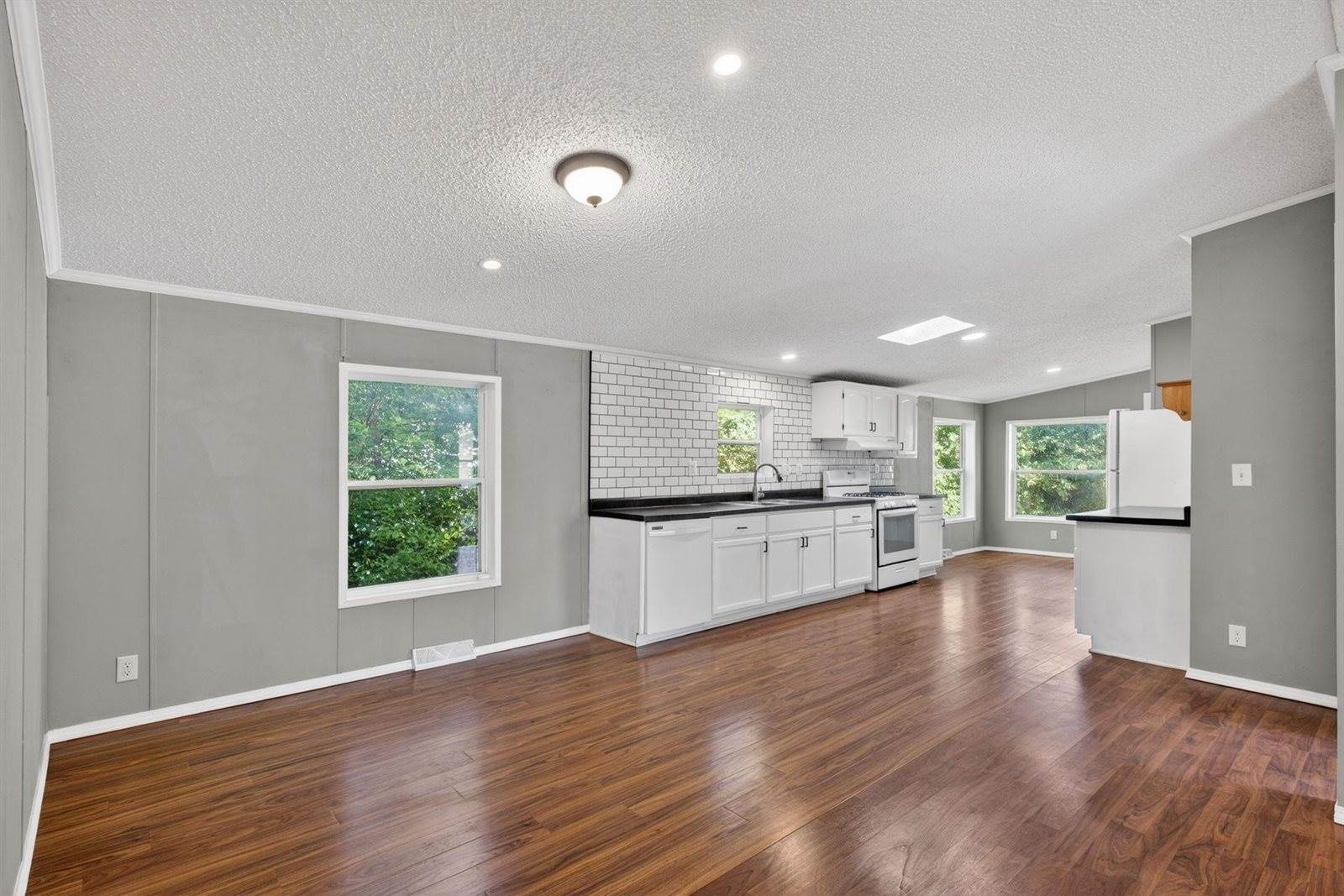 868 Norman, Stoughton, WI 53589