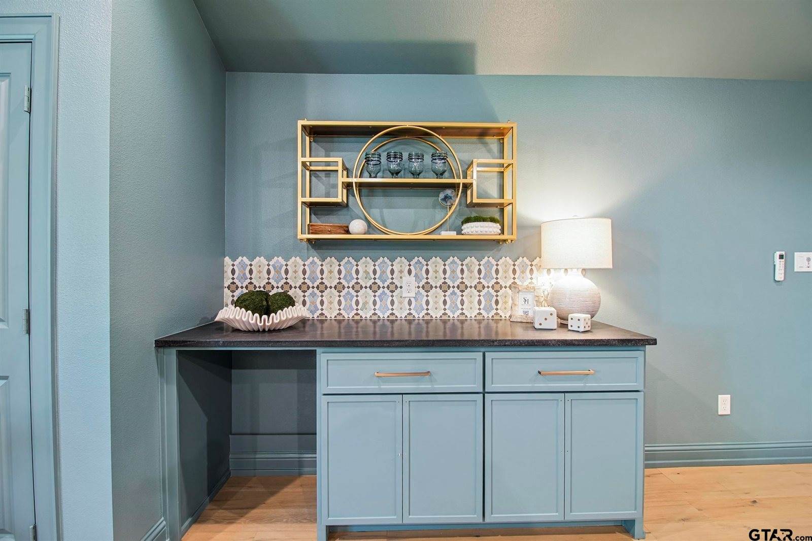 16862 Cardinal Ln, Troup, TX 75789