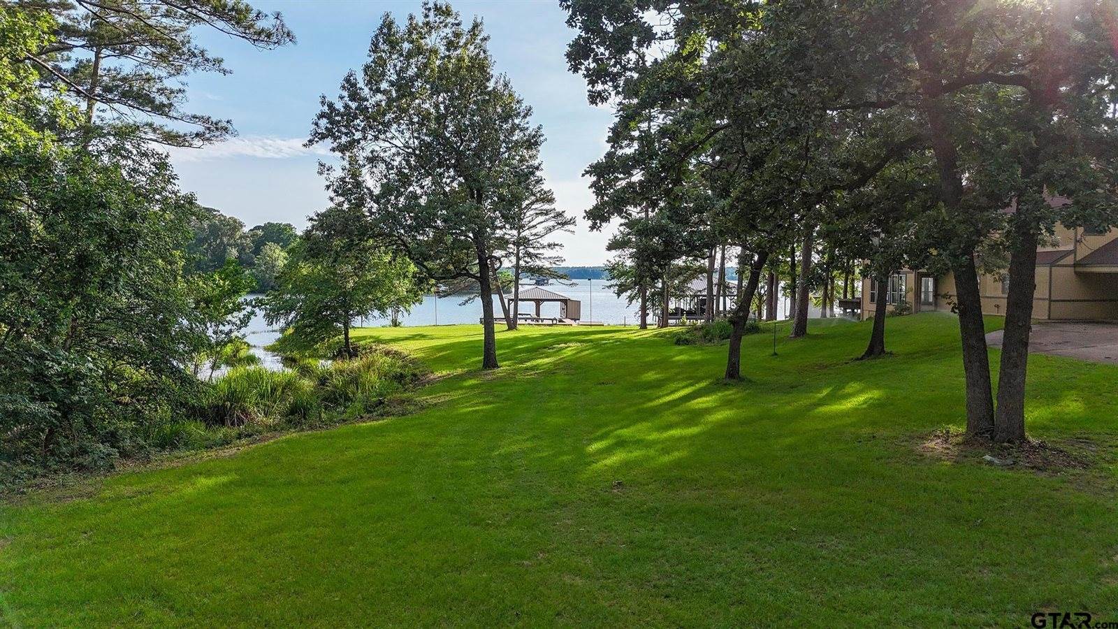 16862 Cardinal Ln, Troup, TX 75789