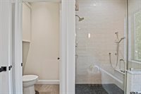 16862 Cardinal Ln, Troup, TX 75789