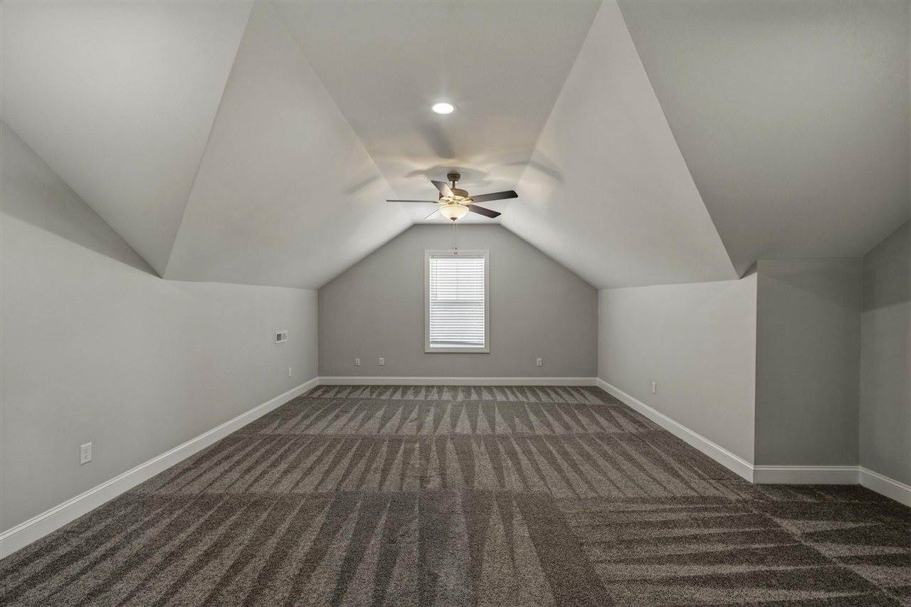 462 Shaker Mill Bend Road, Bowling Green, KY 42103