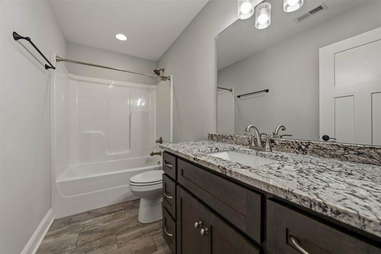 462 Shaker Mill Bend Road, Bowling Green, KY 42103