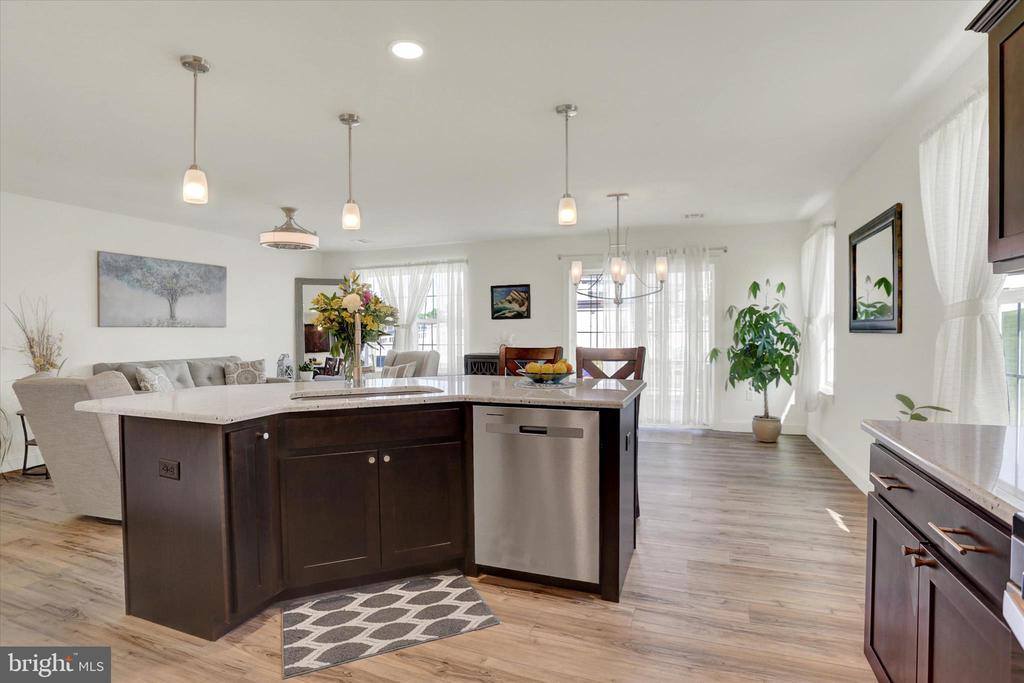 207 Eagle Road, Dillsburg, PA 17019