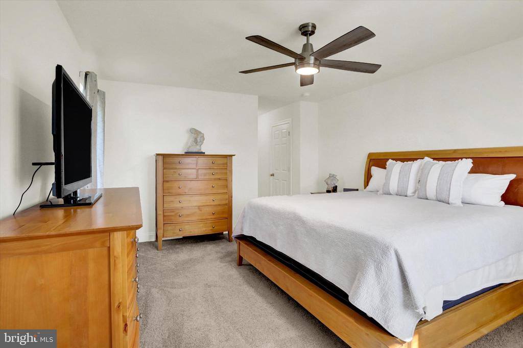 207 Eagle Road, Dillsburg, PA 17019