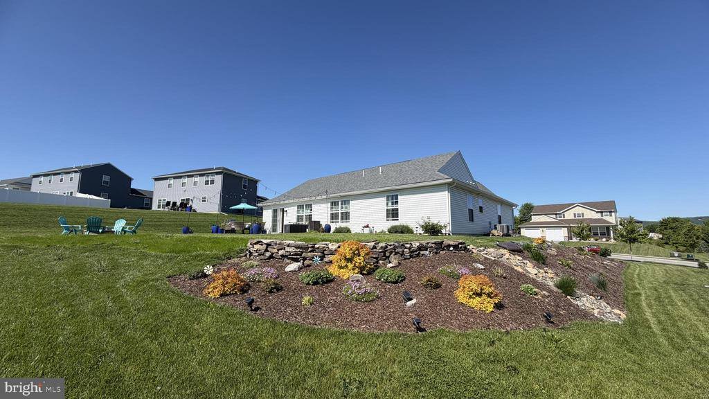 207 Eagle Road, Dillsburg, PA 17019