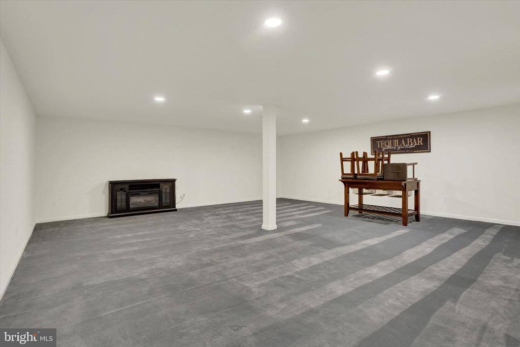 207 Eagle Road, Dillsburg, PA 17019