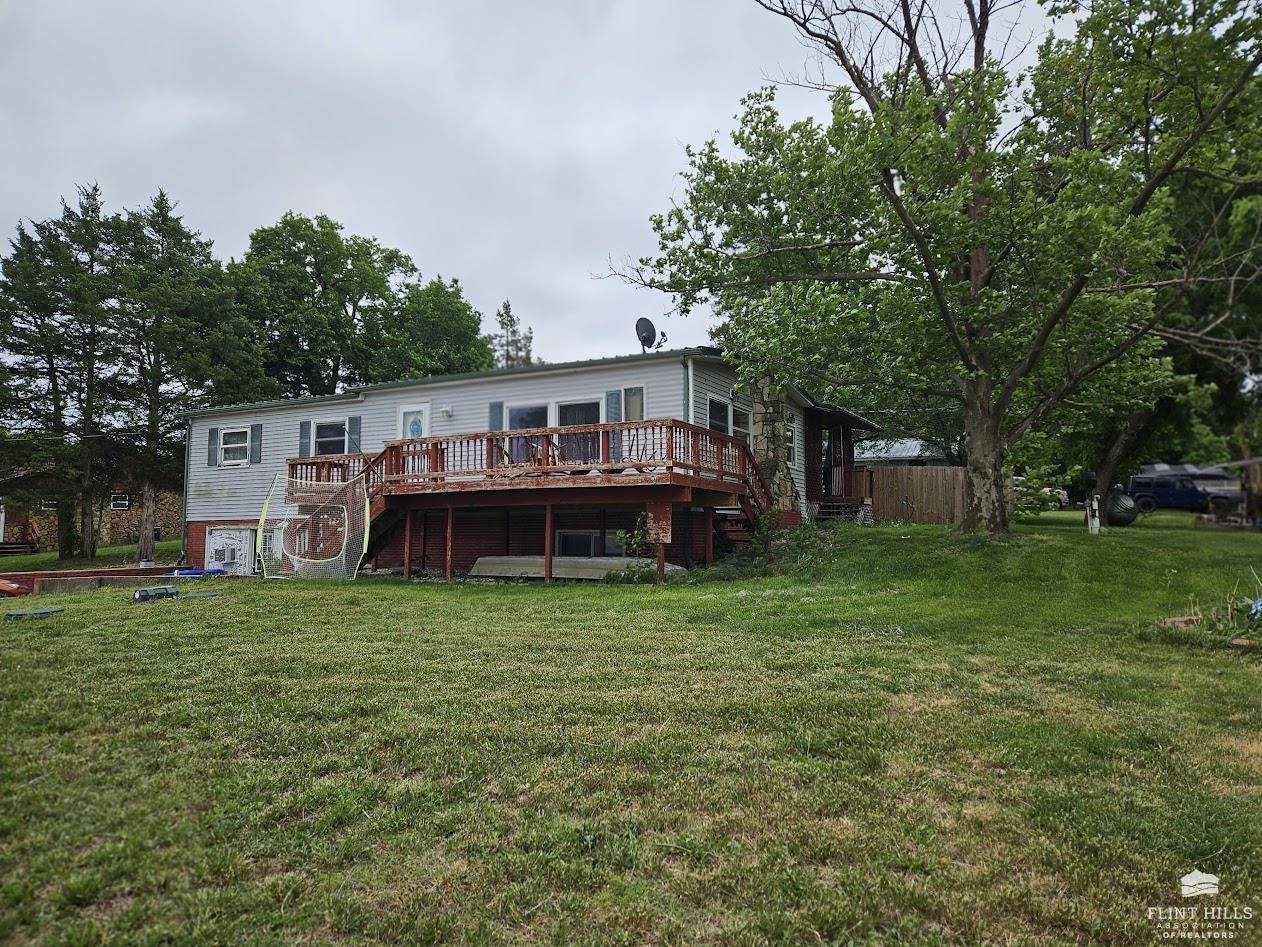 481 Sun Lane, Herington, KS 67449