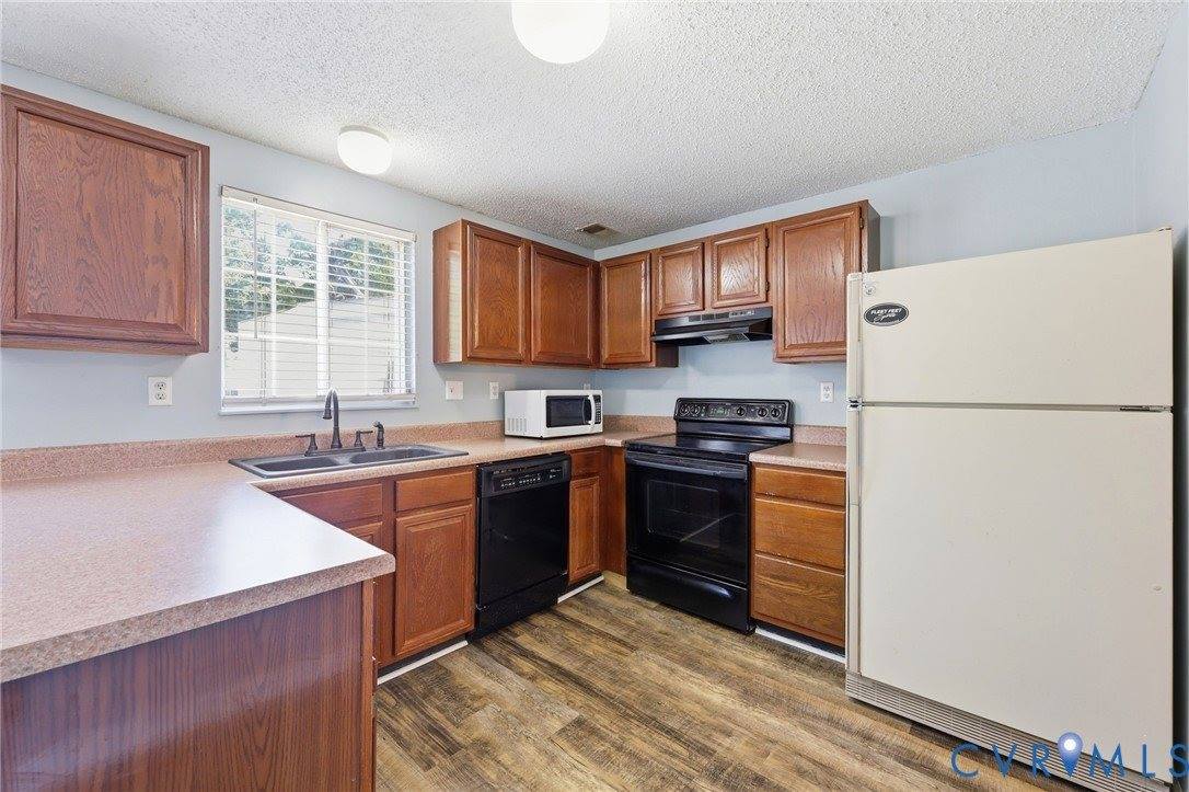 9707 Candace Court, Glen Allen, VA 23060