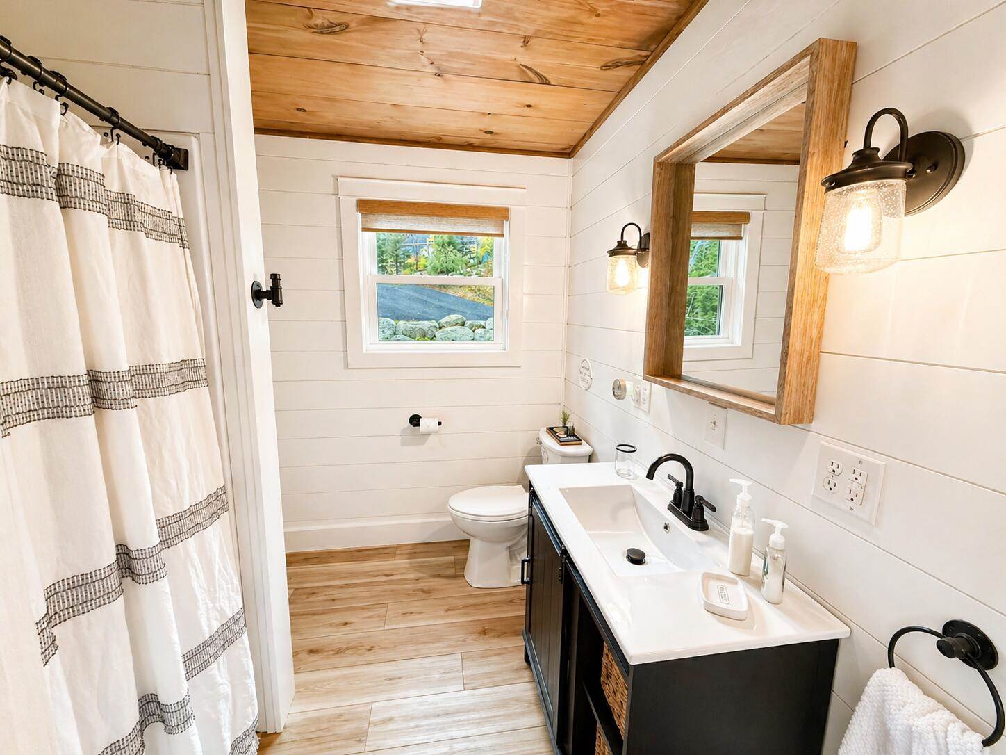 80 Fitts Mountain Road, Dedham, ME 04429