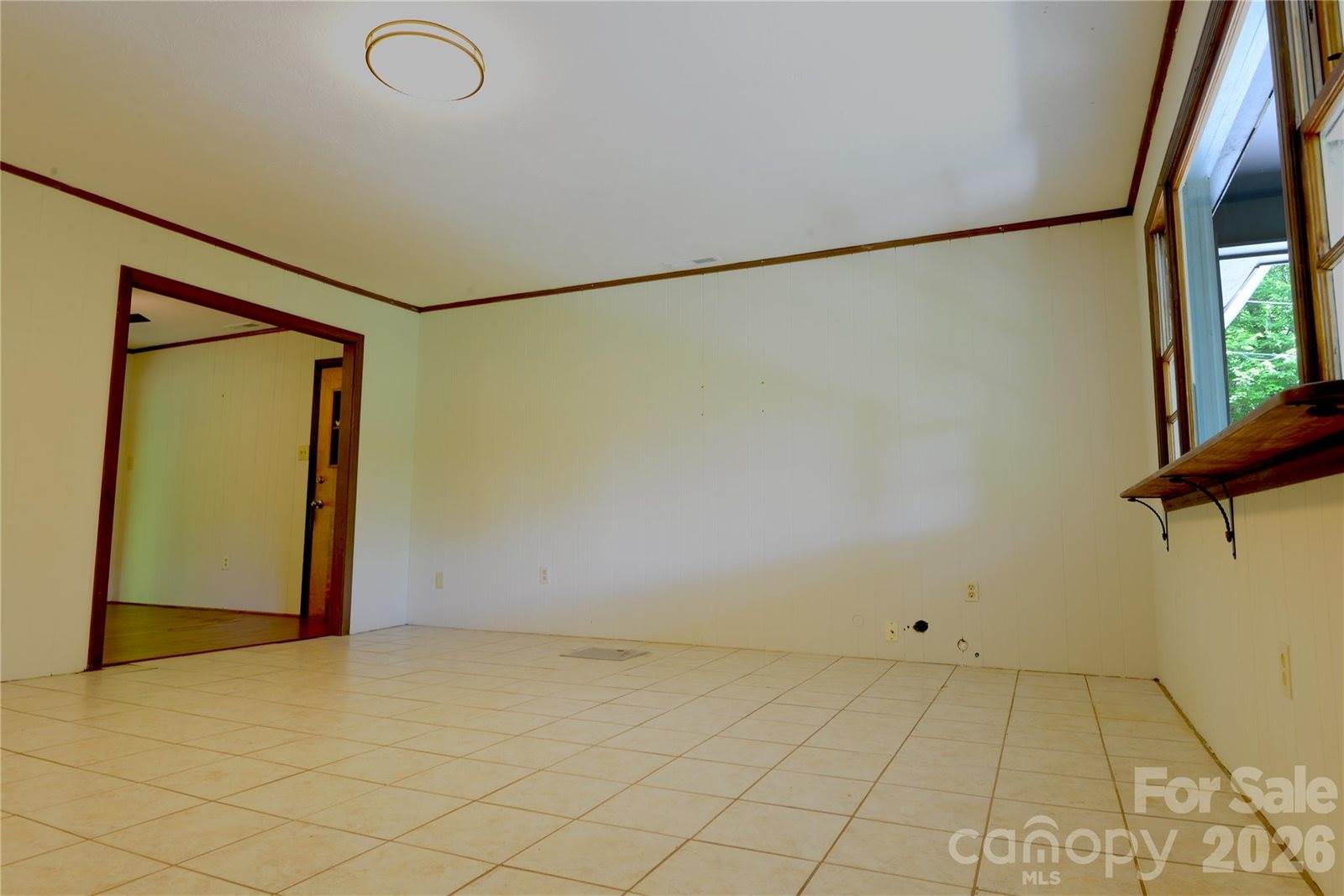 24 Sarabec Hill Road, Black Mountain, NC 28711