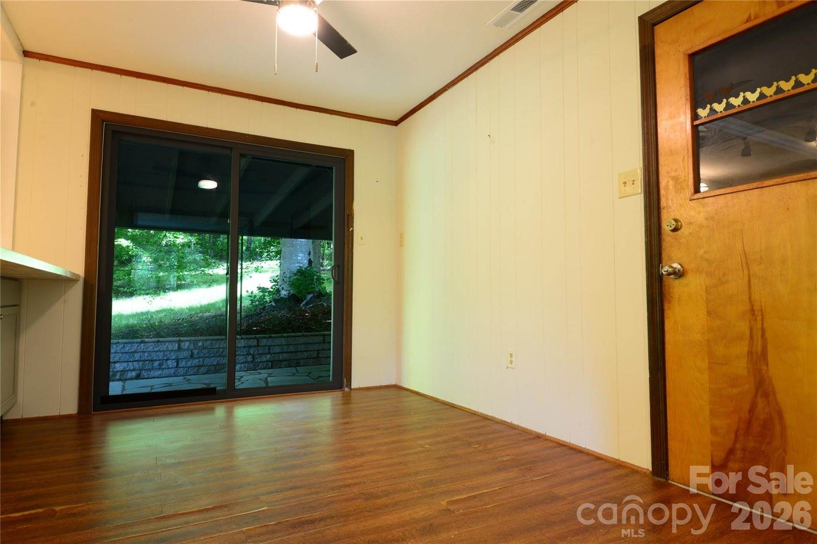 24 Sarabec Hill Road, Black Mountain, NC 28711