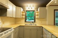 24 Sarabec Hill Road, Black Mountain, NC 28711
