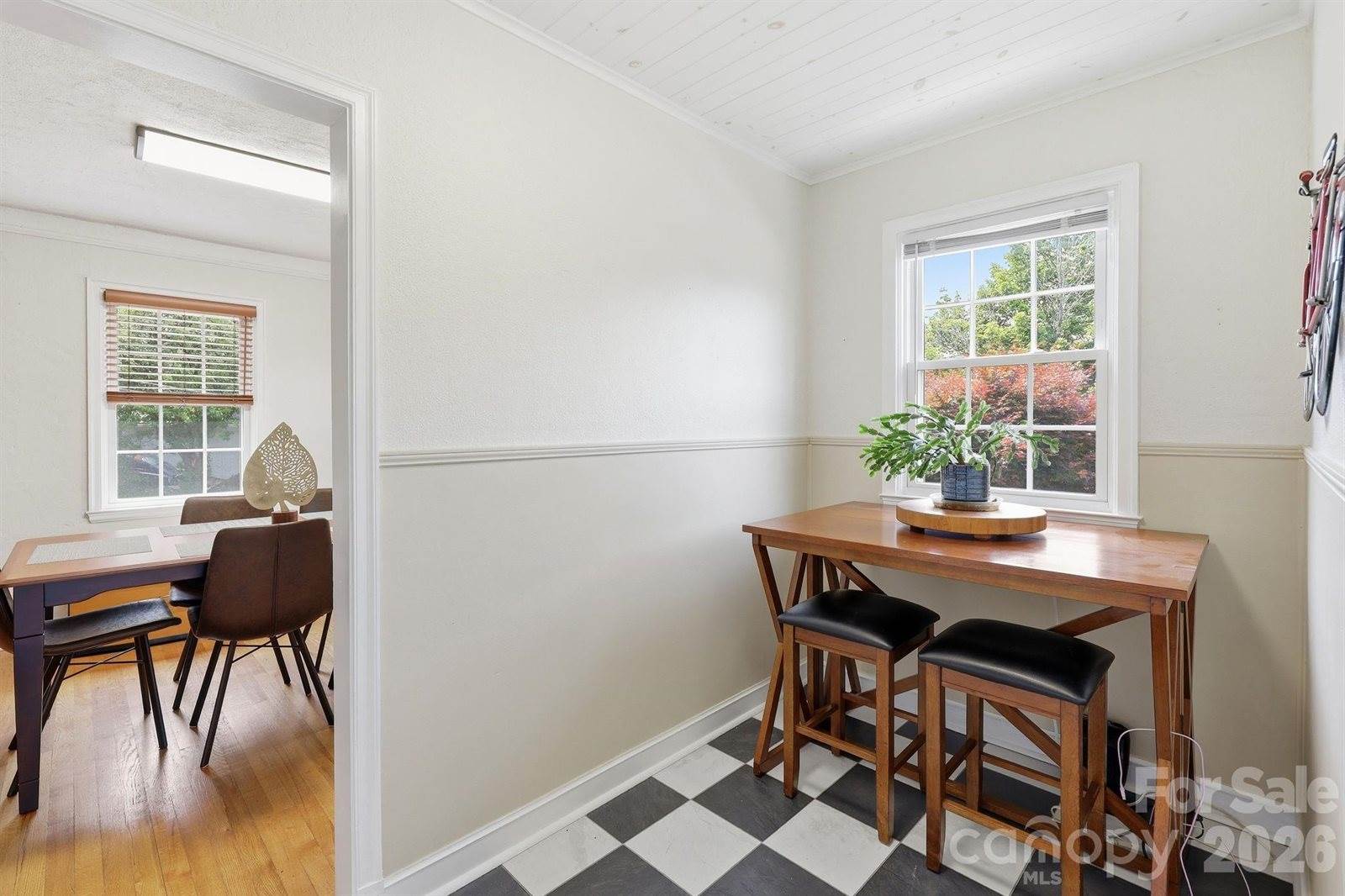 129 Mears Avenue, Canton, NC 28716