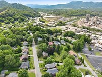 129 Mears Avenue, Canton, NC 28716