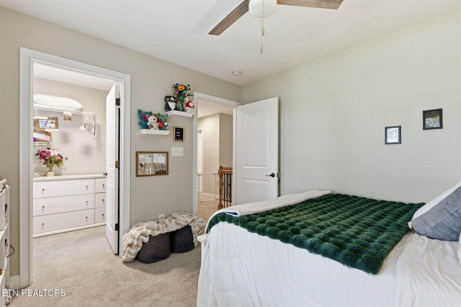 419 Laurel Ridge Lane, Knoxville, TN 37922