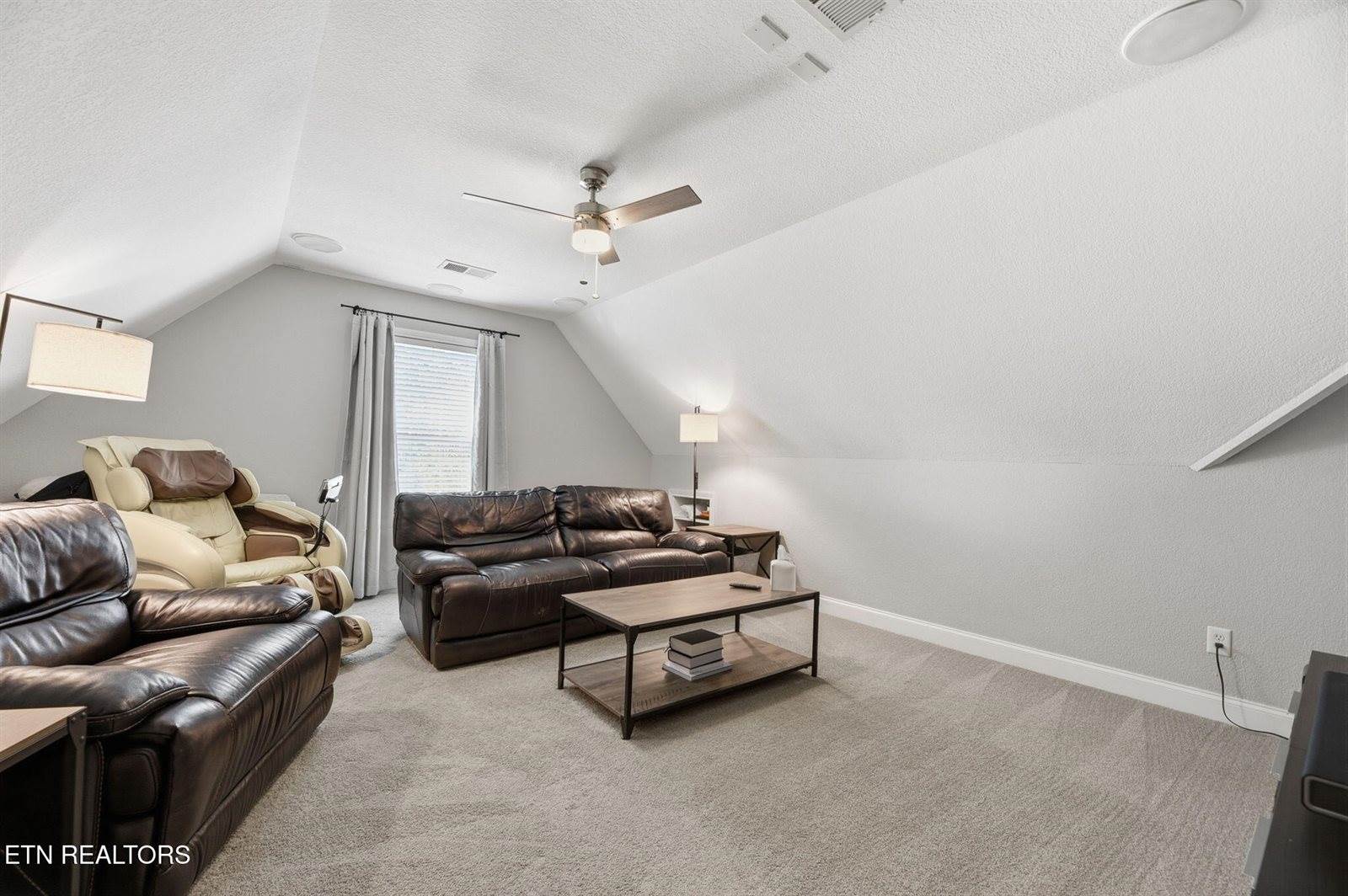 419 Laurel Ridge Lane, Knoxville, TN 37922