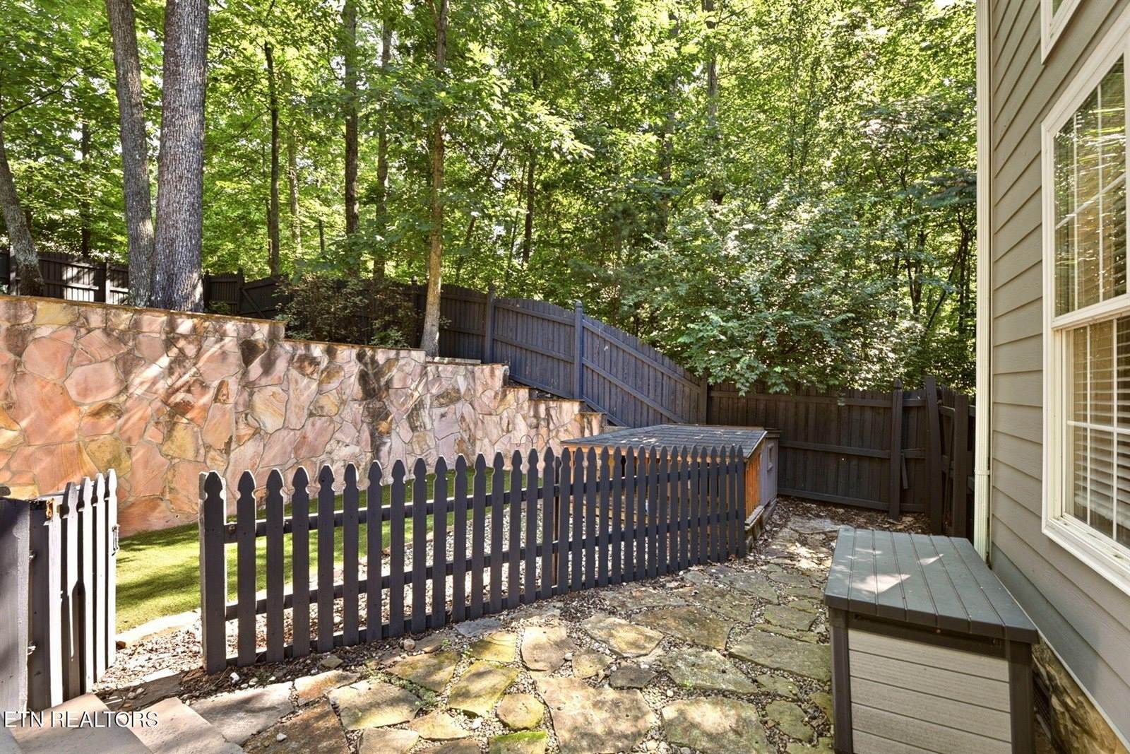 419 Laurel Ridge Lane, Knoxville, TN 37922