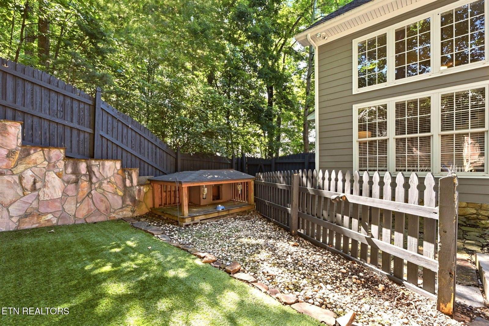 419 Laurel Ridge Lane, Knoxville, TN 37922