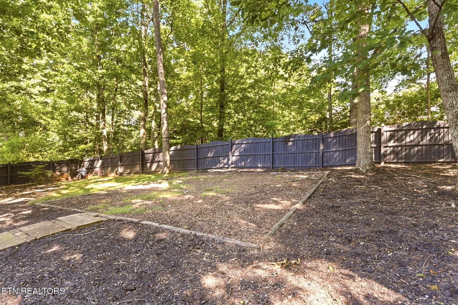 419 Laurel Ridge Lane, Knoxville, TN 37922