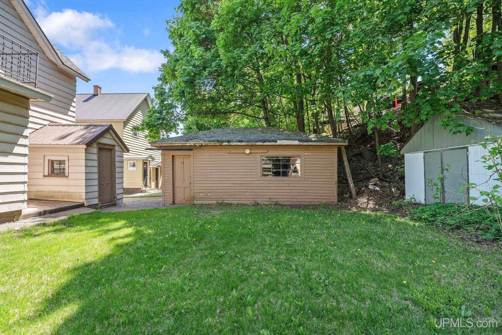 135 York Street, Ishpeming, MI 49849