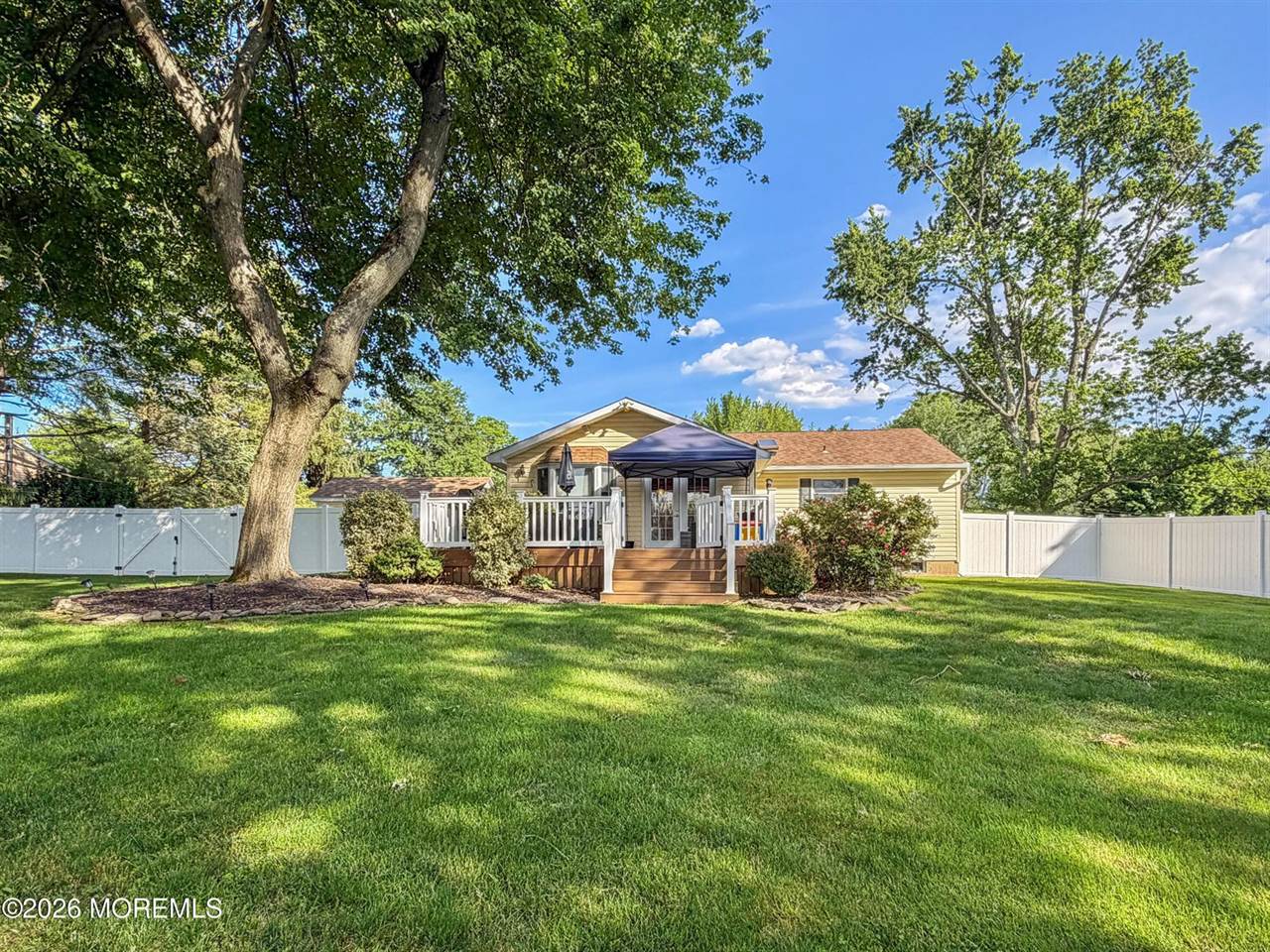 6 Aaron Avenue, Howell, NJ 07731