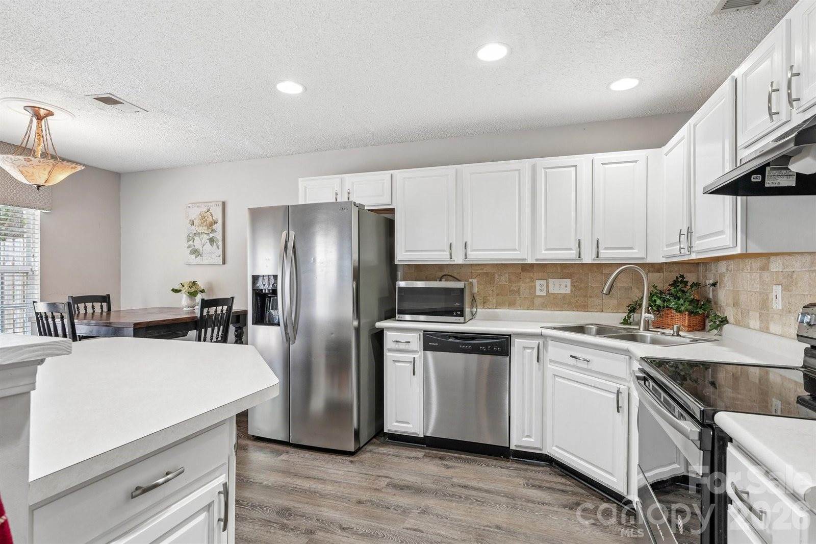 8406 Southgate Commons Drive, Charlotte, NC 28277