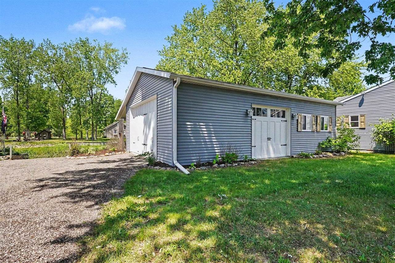 5360 Grouse Court, Beaverton, MI 48612