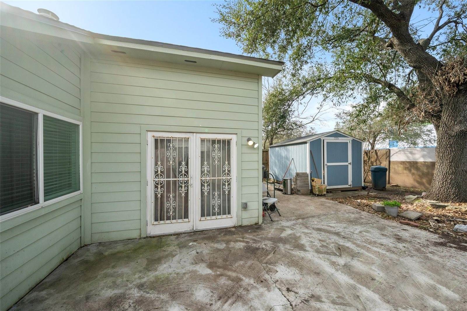 16170 Golden Sands Drive, Houston, TX 77095