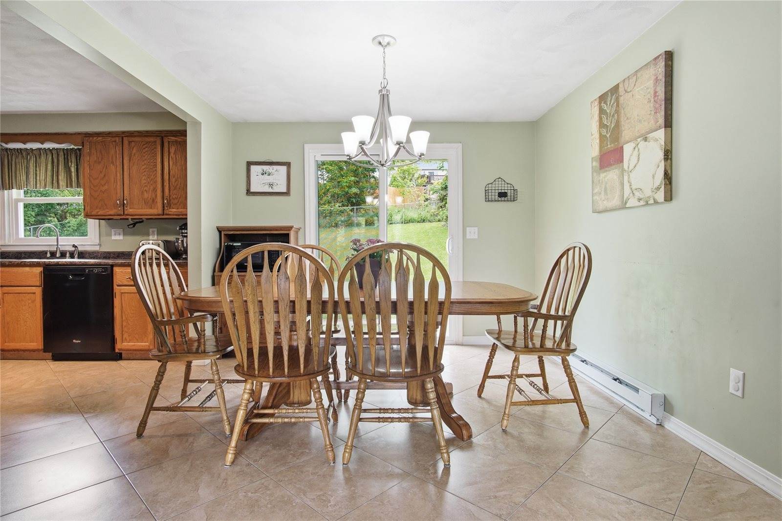 48 Green Meadow Lane, Binghamton, NY 13901