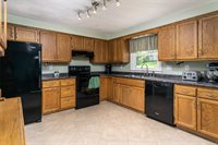 48 Green Meadow Lane, Binghamton, NY 13901