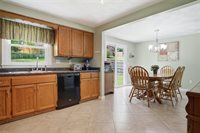 48 Green Meadow Lane, Binghamton, NY 13901