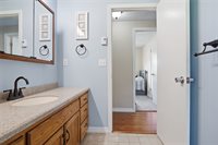 48 Green Meadow Lane, Binghamton, NY 13901