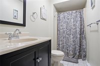 48 Green Meadow Lane, Binghamton, NY 13901