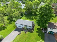 48 Green Meadow Lane, Binghamton, NY 13901