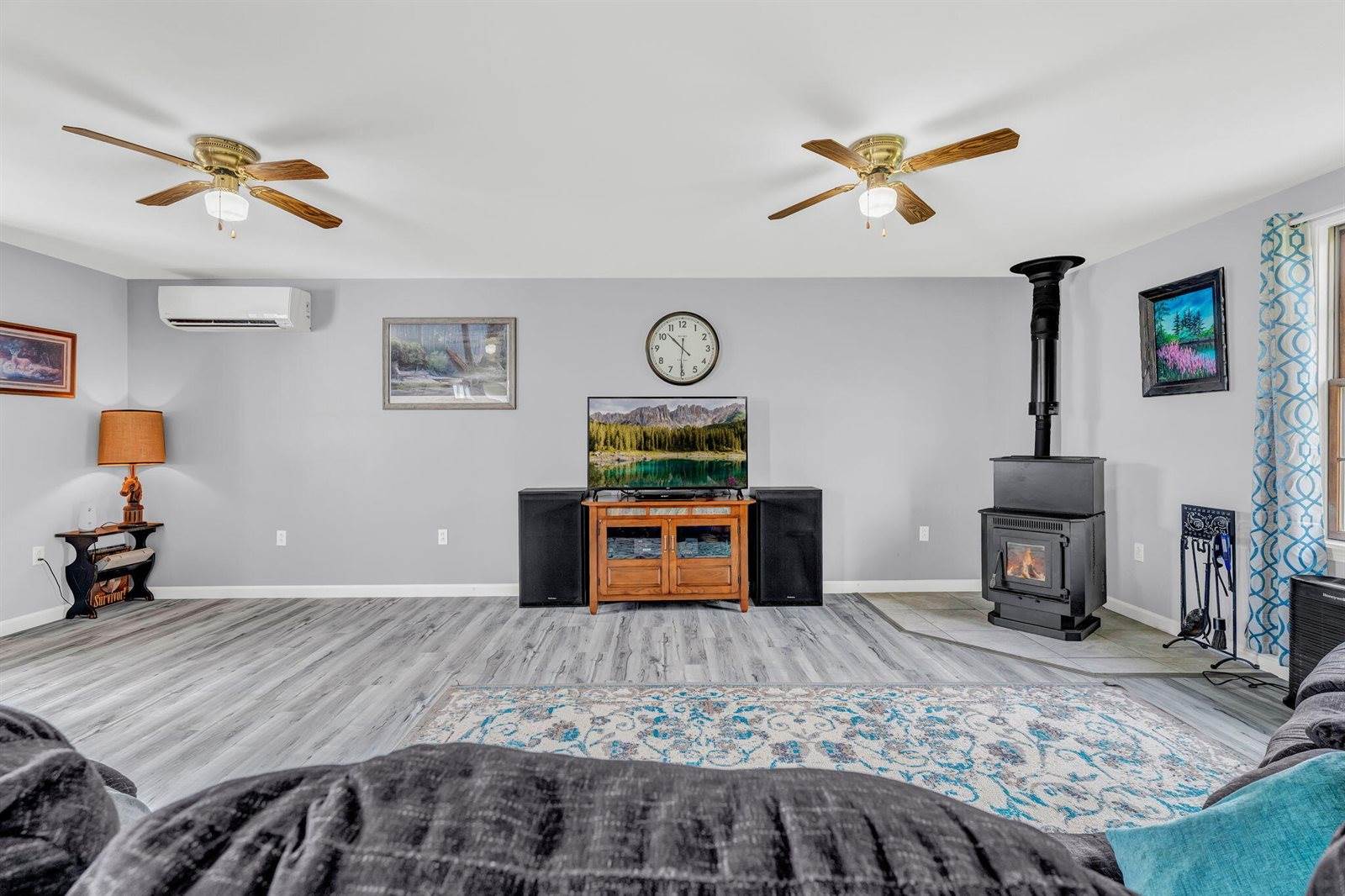 752 Detroit Road, Troy, ME 04987