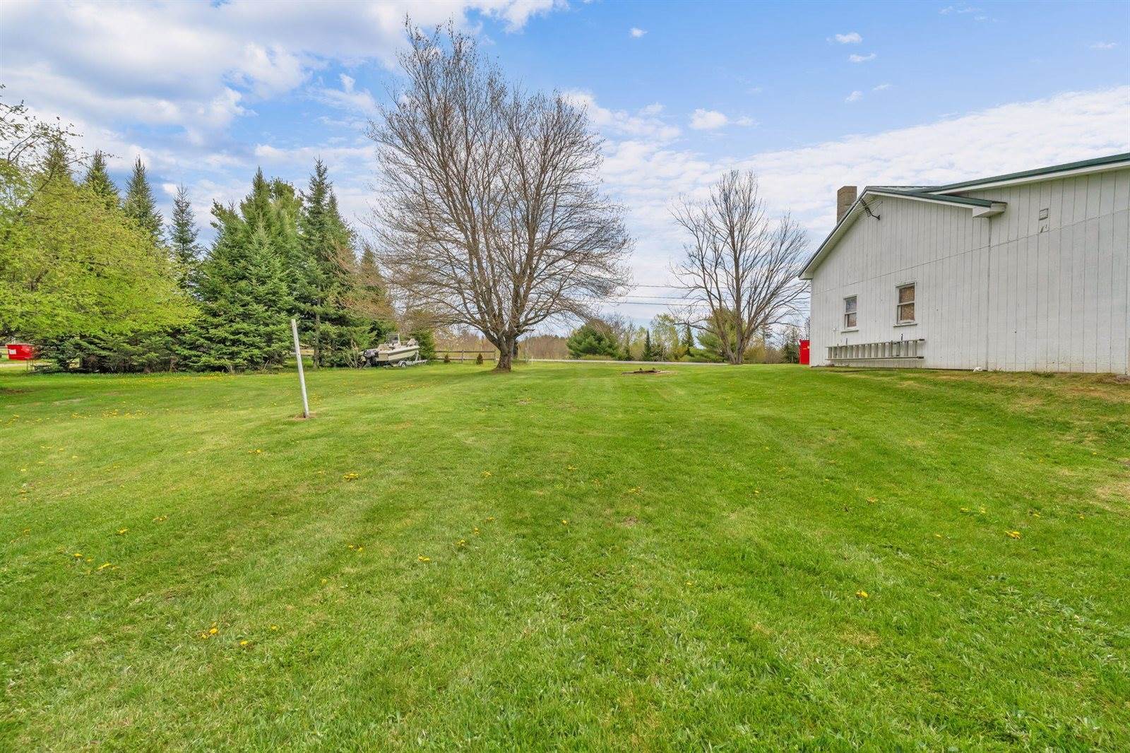752 Detroit Road, Troy, ME 04987