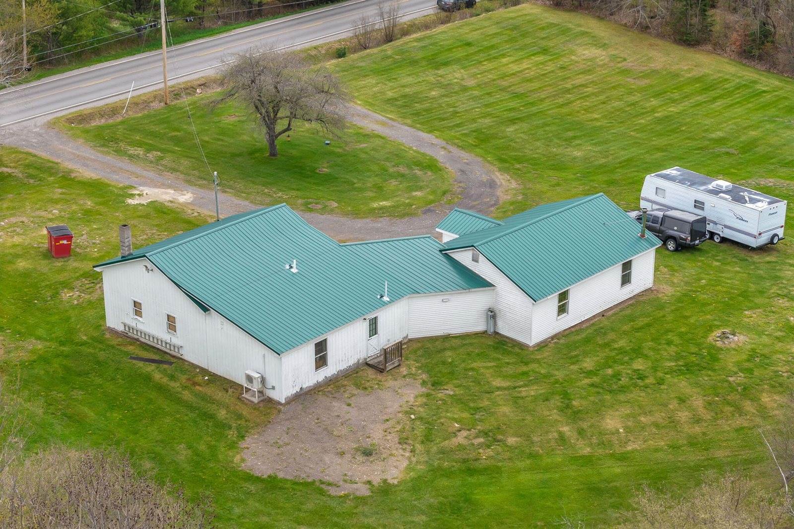 752 Detroit Road, Troy, ME 04987