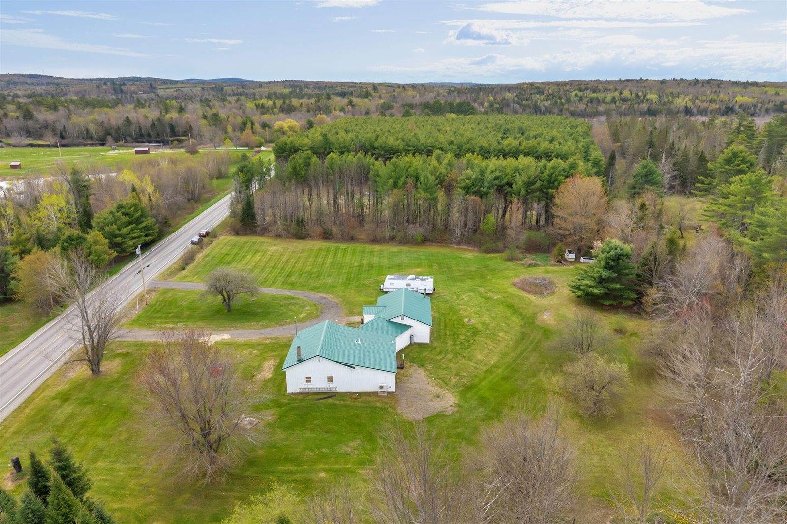 752 Detroit Road, Troy, ME 04987