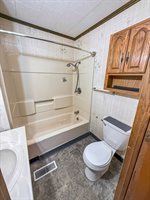 120 Blakely Ave, Terre Haute, IN 47803